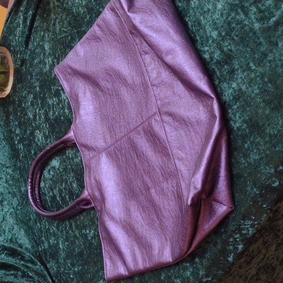 Bag/Tote - Picture 2 of 9